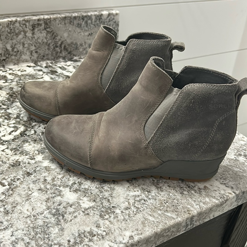 Sorel Evie wedge Chelsea boot